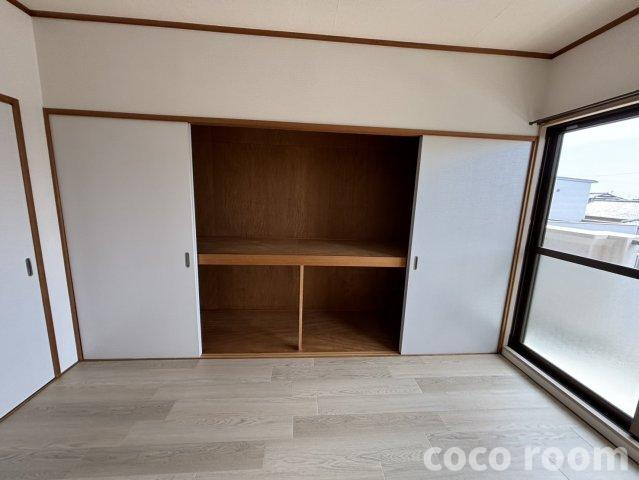 ガーデンパレスカネブンAの収納