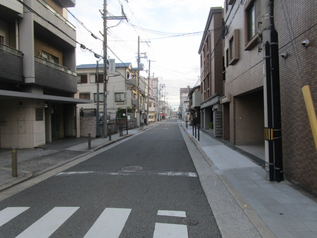 大阪市東住吉区鷹合３丁目のビルの周辺