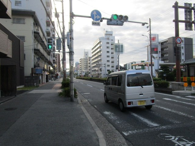 大阪市東住吉区鷹合３丁目のビルの周辺