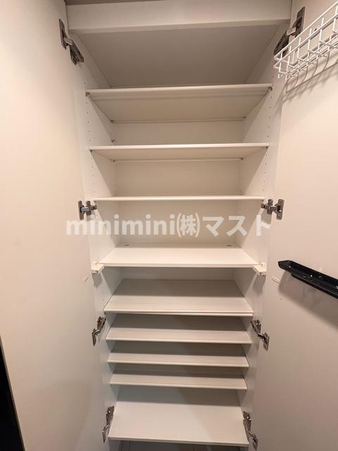 阿波座ライズタワーズフラッグ４６の収納