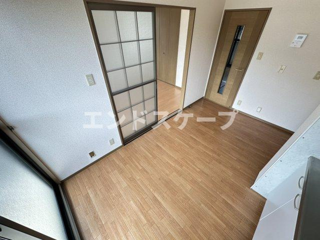 トレファルコＡ棟の居間・リビング|高崎、前橋のお部屋探しはエンドスケープまで！お客様の理想お聞かせ下さい♪