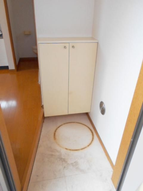フラワーパレスの玄関