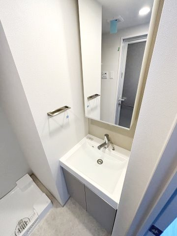プラウドフラット本郷三丁目の独立洗面台|※写真は同タイプの別室になります