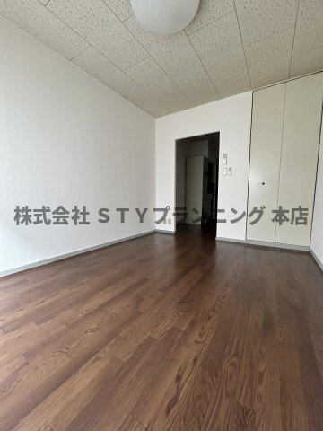 仲介手数料０円！パークサイド五才美　B棟の居間・リビング
