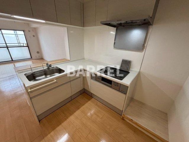 豊中市刀根山１丁目の賃貸マンションのキッチン