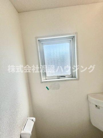 アローハイツのその他|窓