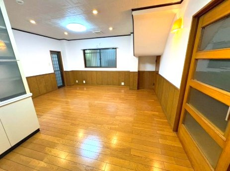 京橋戸建テナントの内装