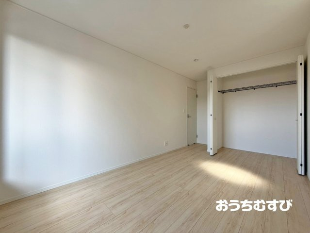春日井市花長町第2(全4棟)の洋室