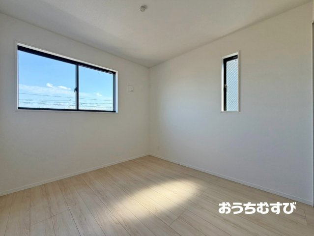 春日井市花長町第2(全4棟)の洋室