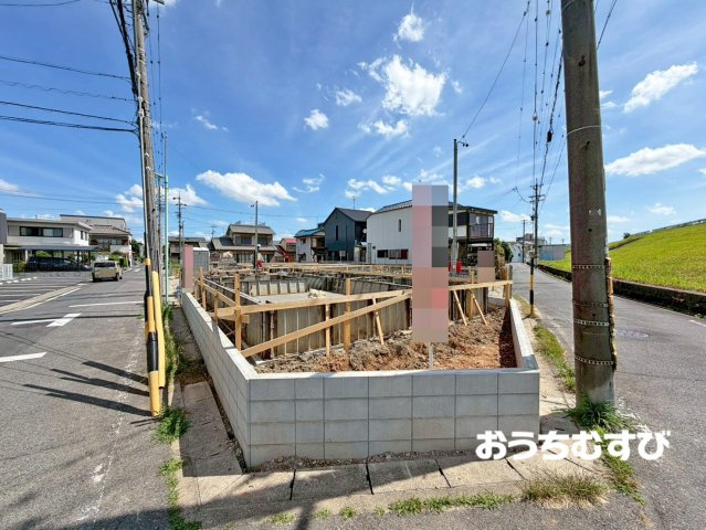 北区東味鋺第4(全5棟)の前面道路含む現地写真