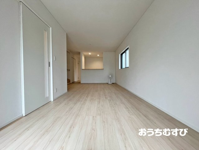 北区東味鋺第4(全5棟)の居間・リビング
