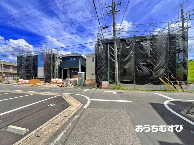 北区東味鋺第4(全5棟)の前面道路含む現地写真
