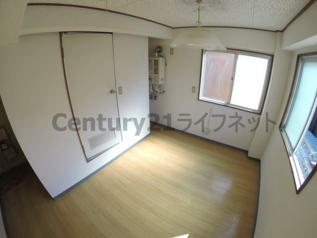 【居間・リビング】 | 新大阪サンマンション２号棟