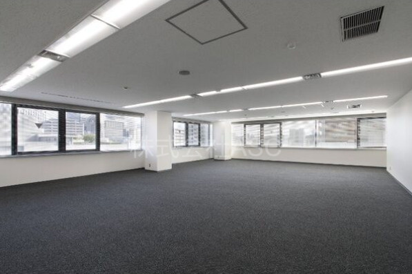 グラン堺東の洋室