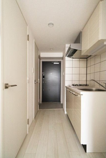 アドバンス神戸マーレのキッチン|同物件別部屋写真