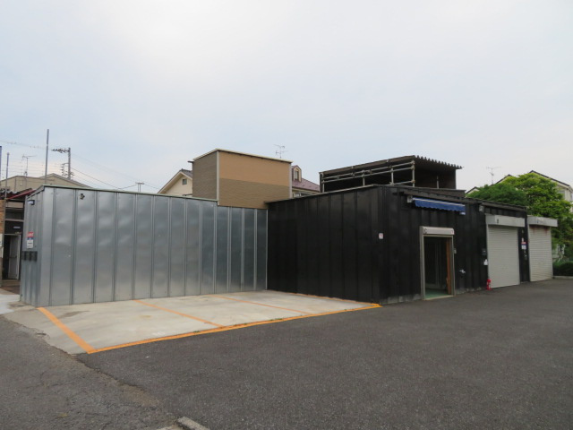 府中市西府町５丁目の倉庫