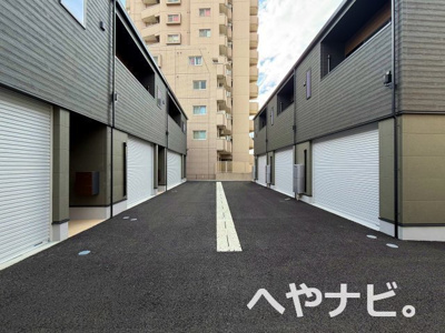 【その他共用部分】 | Ceres HIKIYAMA BASE | ★ガレージ前