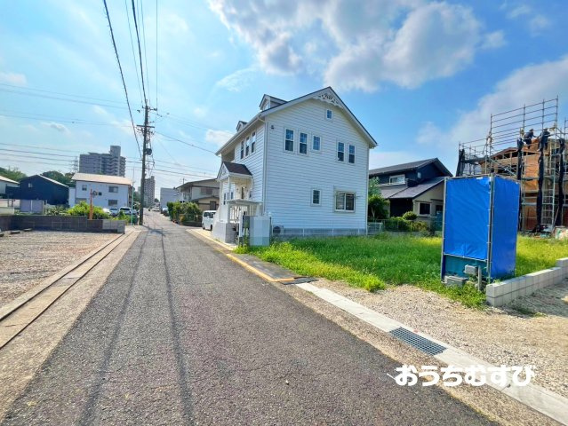 守山区西城2期(全3棟)の前面道路含む現地写真