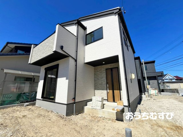 守山区西城2期(全3棟)の外観