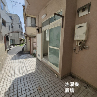 【エントランス】
