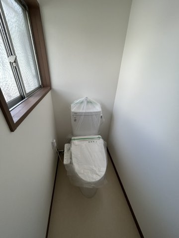 衣川貸家のトイレ