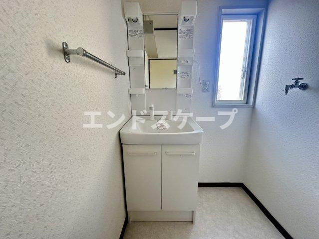 シャンポールフクダの洗面所|高崎、前橋のお部屋探しはエンドスケープまで！お客様の理想お聞かせ下さい♪
