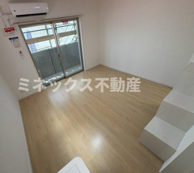 【トイレ】 | ソレアード権現 | 同タイプのお部屋の写真。現況を優先します。