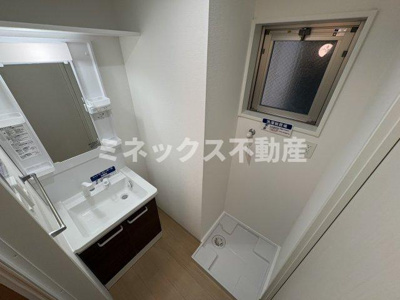 【独立洗面台】 | ソレアード権現 | 同タイプのお部屋の写真。現況を優先します。