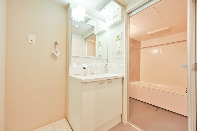 MODERN PALAZZO姪浜Ⅱ　姪浜小学校区のエントランス|MODERN PALAZZO姪浜Ⅱ