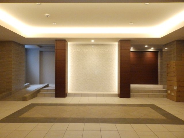 ALOFTⅡのエントランス
