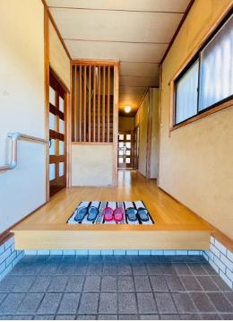 【玄関】 | 生駒郡平群町若葉台1丁目