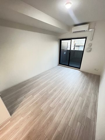 レジデンス塚本クラージュの居間・リビング