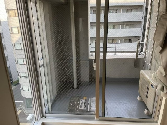 ワコーレディアルクス元町のバルコニー