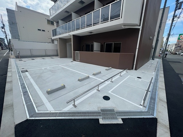 Halu花園町の駐車場