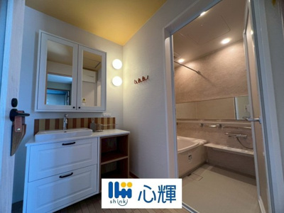 【独立洗面台】 | 宇部市東梶返１丁目中古住宅／３LDK・２階建