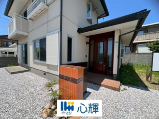 【玄関】 | 宇部市東梶返１丁目中古住宅／３LDK・２階建