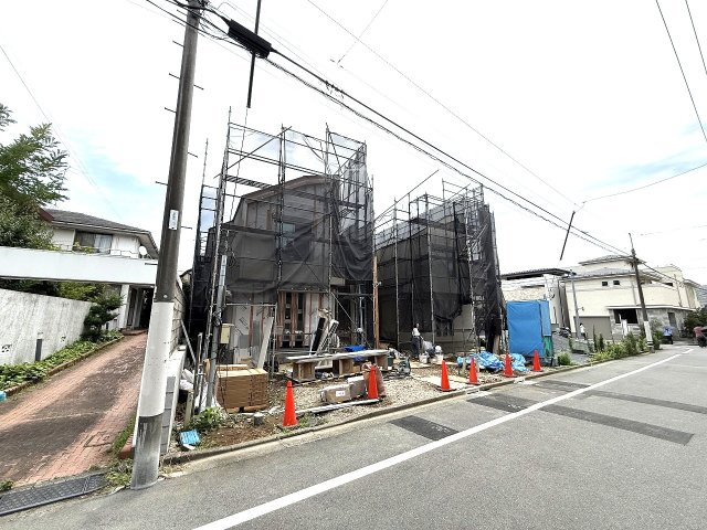 【前面道路含む現地写真】 | 【仲介手数料５７０万円～６３０万円が無料！】■自由が丘駅１１分■高台の一等地■モデルハウス有り | 【諸費用５７０万～６３０万円ＯＦＦ！】
特別キャンペーン中！
家計応援サービスの限界に挑戦中！
■自由が丘駅１１分
■高台
■車庫２台
■リビング吹抜け
■ロフト
■省エネ性能ラベル
■モデルハウス