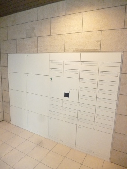 アネシス豊玉中のその他共用部分|★メールＢＯＸ兼宅配ＢＯＸ★