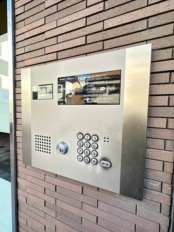 カーヨパレス二宮の外観