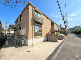 オートロック付きで外部からの出入りが無く安心です♪