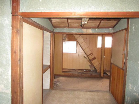 【380万円×高利回り】尼崎テラス！再生向け収益物件の内装