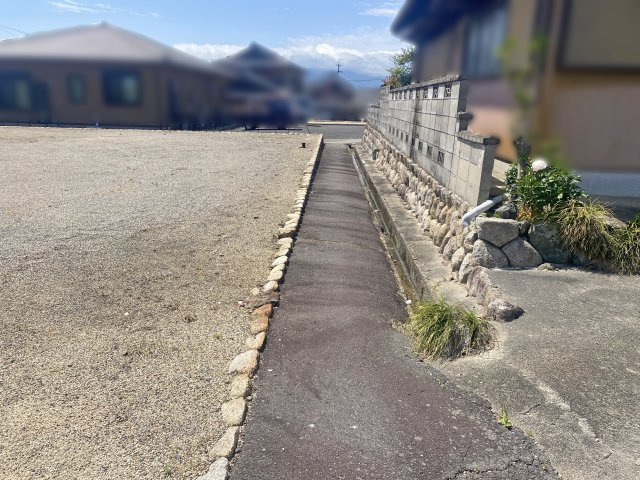 【前面道路含む現地写真】 | 四日市市小杉町 | 北側通路
