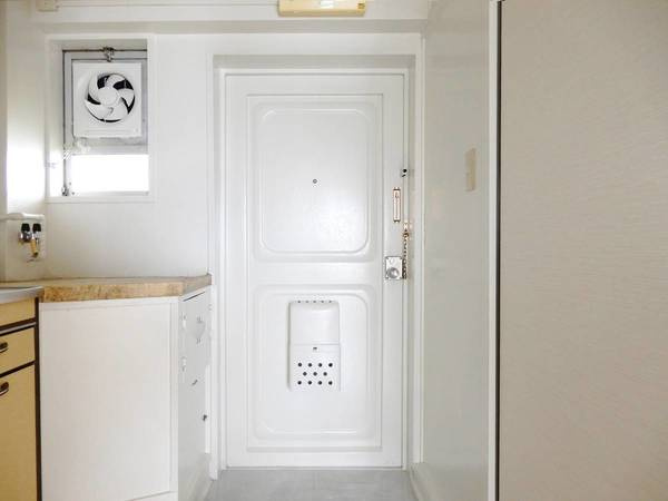 ビレッジハウス仁井田1号棟の玄関|ビレッジハウスの同一物件・同一タイプの間取りの写真です