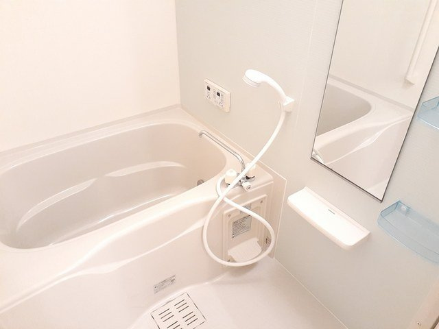 セイレーンⅠの浴室|落ち着いた空間のお風呂です