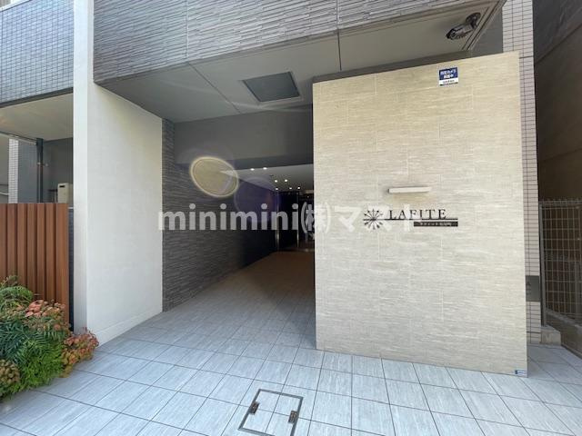 ラフィット松屋町のエントランス