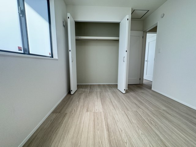 うるま市江洲（全10棟）D号棟の収納|D号棟　洋室5.25帖＋CL付き♪