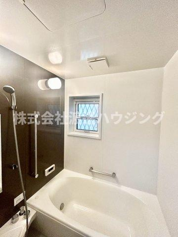 箕面市半町一戸建のその他|窓