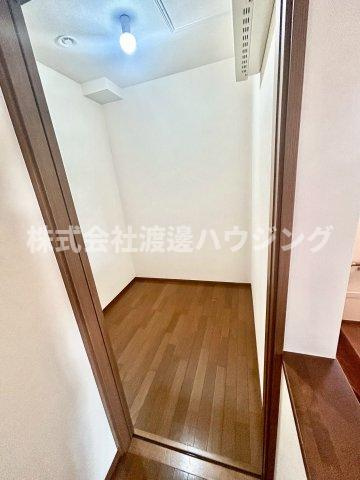 箕面市半町一戸建の収納|納戸付き