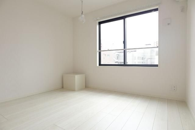 エクセラン北浦和の居間・リビング