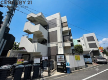 ホワイエ甲子園の画像